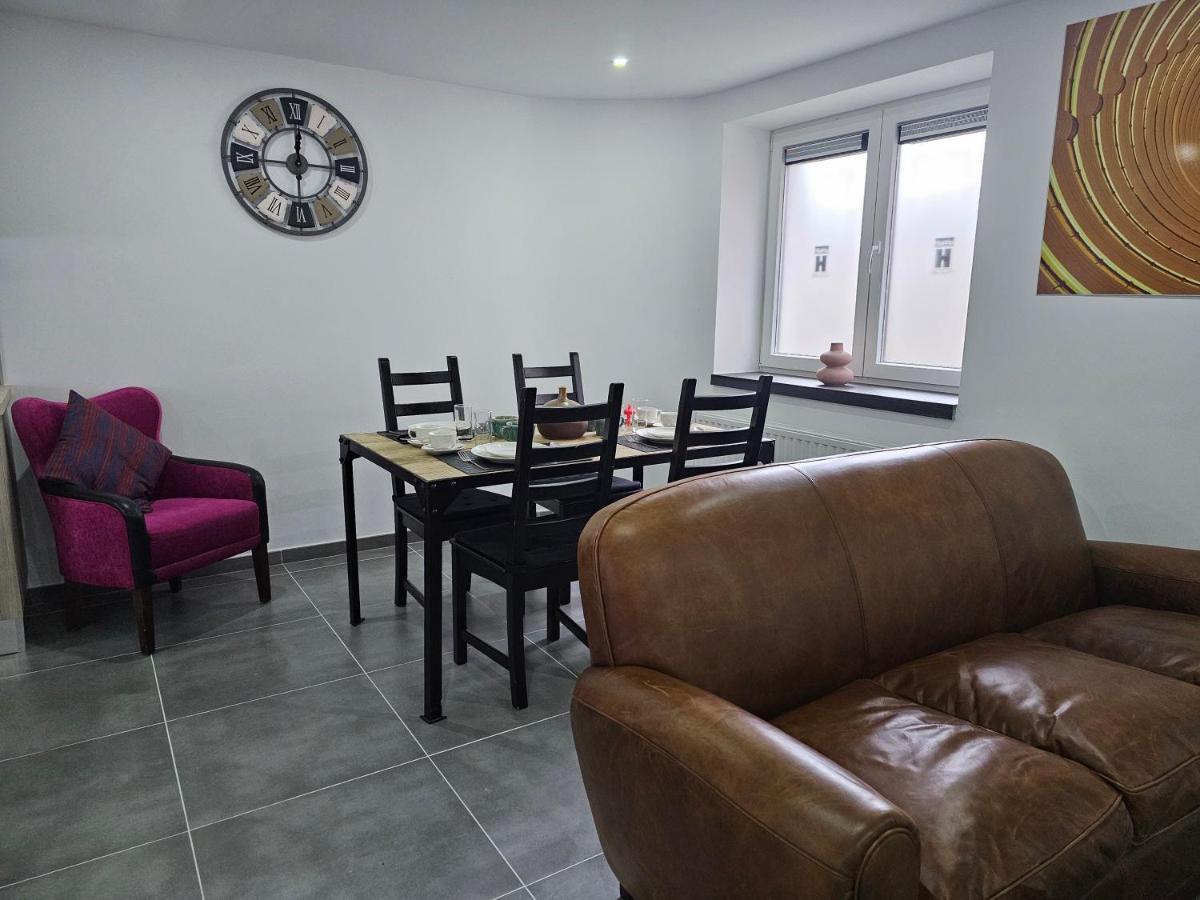 Appart'Hotel Trazegnies Courcelles エクステリア 写真