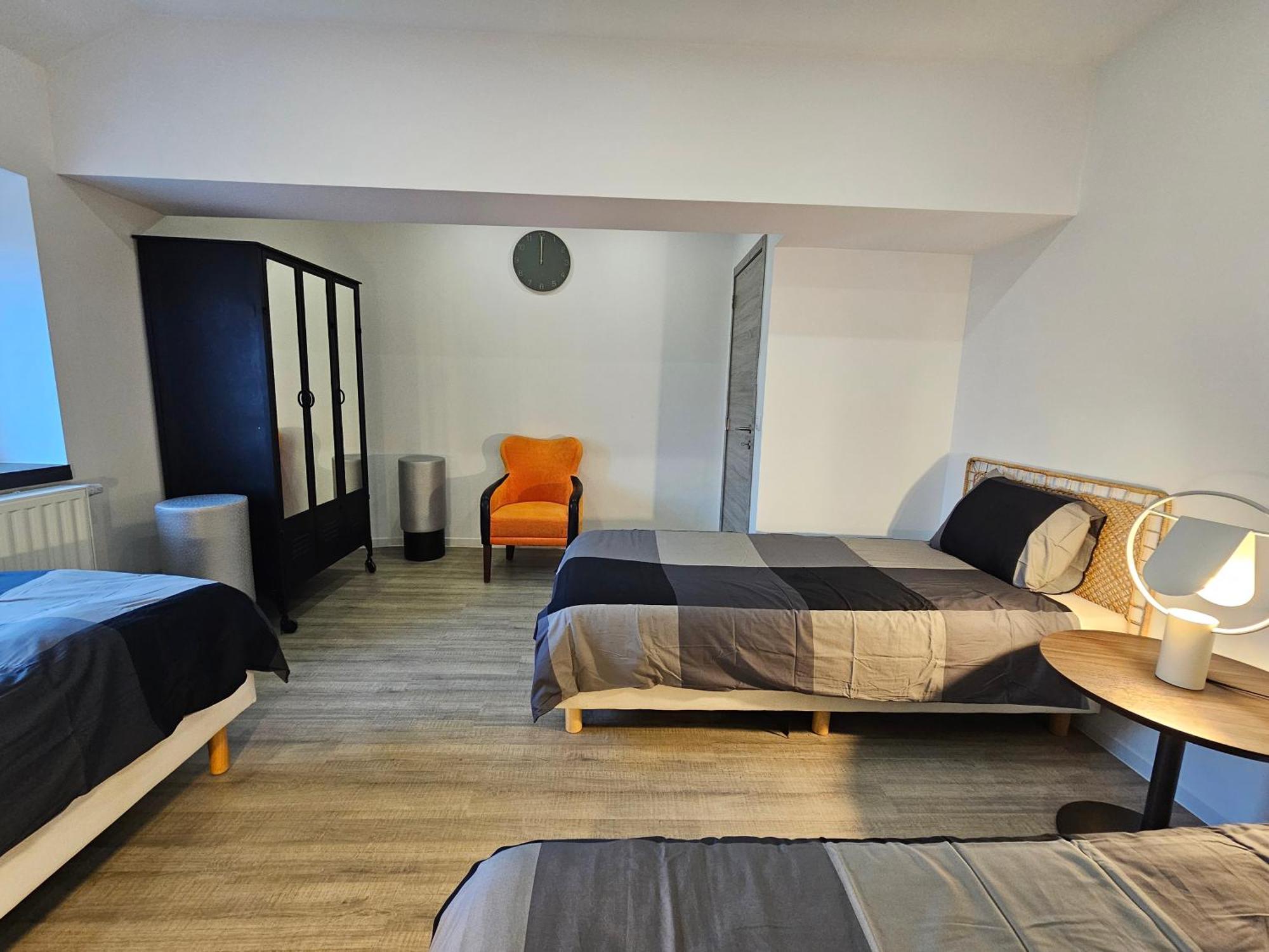 Appart'Hotel Trazegnies Courcelles エクステリア 写真